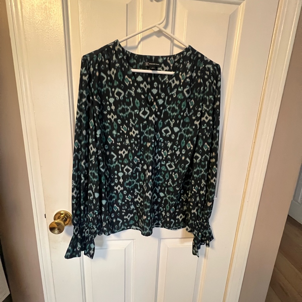 INC International Concepts Navy/Green Blouse - Large
